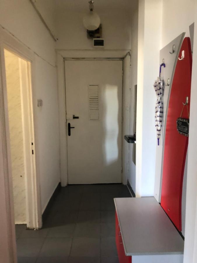 Lovely 1 Bedroom Apartment Close To Old Town Bükreş Dış mekan fotoğraf